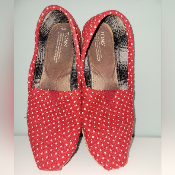 Red Polka Dot Toms - Picture 2 of 2